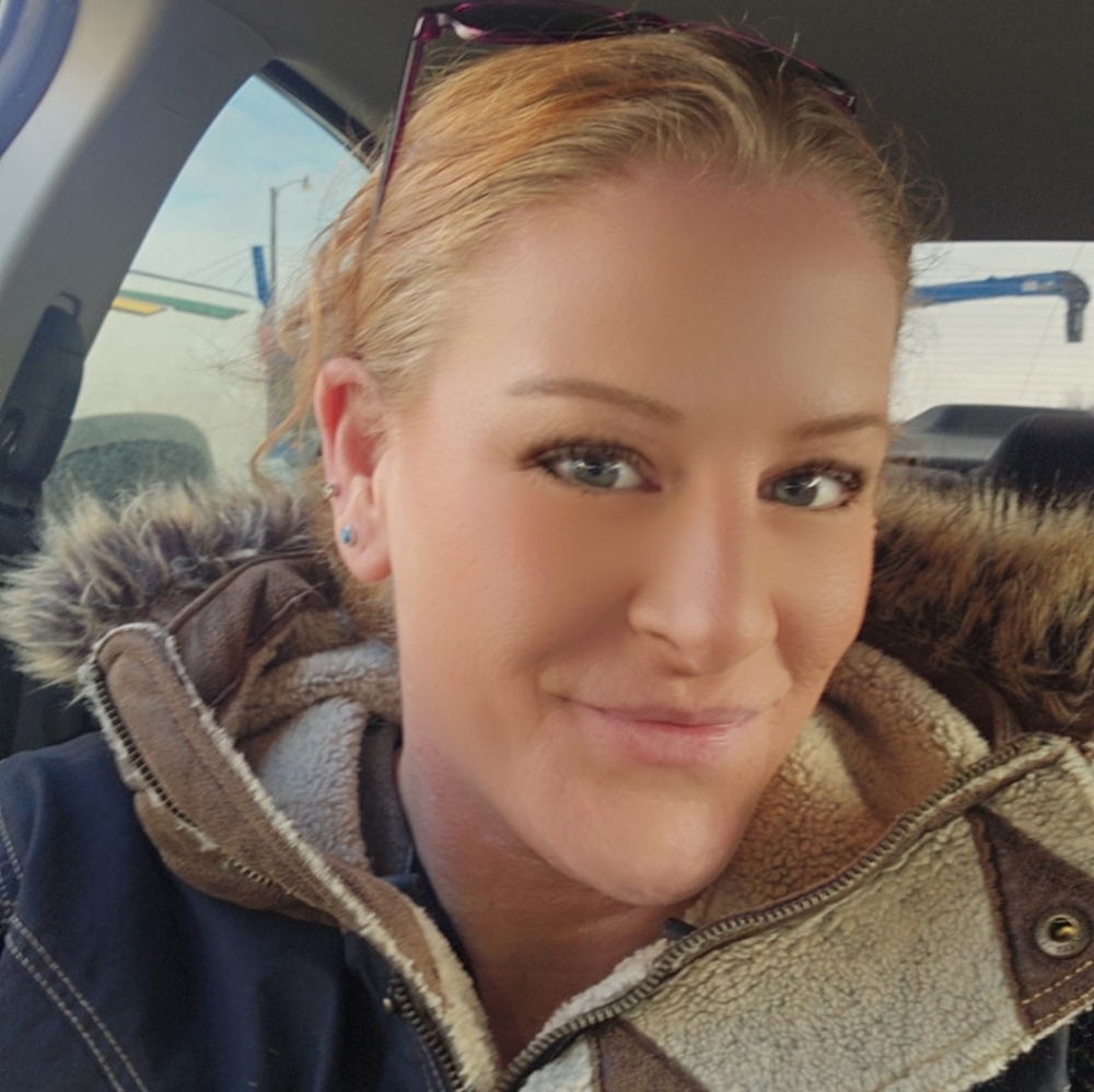 Meet your Posher, Kelly